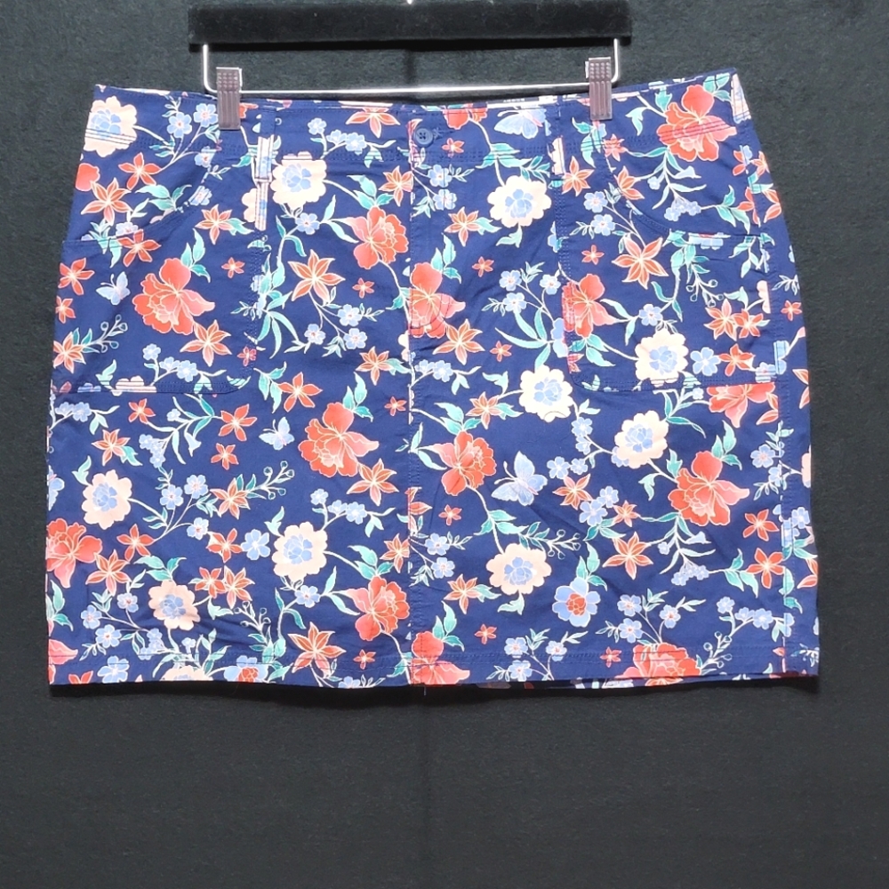 St. John's‎ Bay Floral Blue Skort SIZE 18 #680